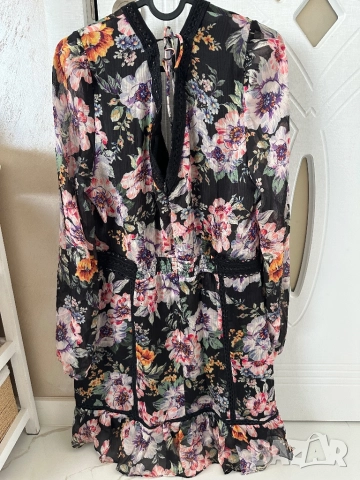 НОВА!!! Рокля GUESS , снимка 3 - Рокли - 52288300