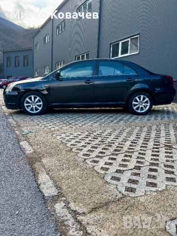 Toyota Avensis T25 2003, снимка 3 - Автомобили и джипове - 53519123