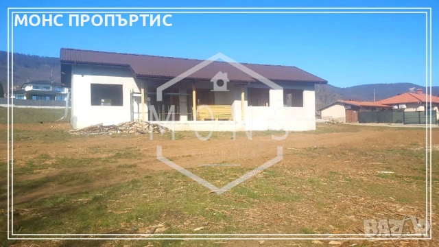 Mодерна къща с голям двор и елегантен дизайн в гр. Севлиево, м. Крушевски баир, снимка 3 - Къщи - 53231780