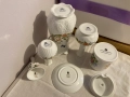 Порцеланови вази Aynsley  ,бурканче на Fortnum & Mason и чинийка и звънче на Wedgwood, снимка 5