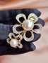 Красива метална шнола в златисто с перли и кристали и закопчаване с френски механизъм , снимка 16