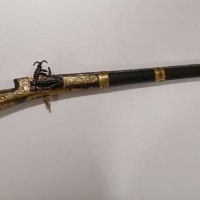 Стара кремъчна пушка, шишане , снимка 1 - Антикварни и старинни предмети - 42023237