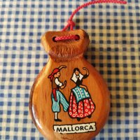 дървени кастанети Mallorca, снимка 1 - Ударни инструменти - 39395002