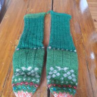 Стари вълнени чорапи, снимка 1 - Други ценни предмети - 42665272