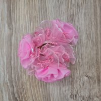 Красив ластик за коса с цветя от плат в розово, снимка 4 - Аксесоари за коса - 35842091