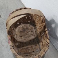 Продавам плетени кошници, плетен панер и плетена стъклена дамаджана от старо време., снимка 16 - Декорация за дома - 41775692