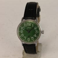 Колекционерски Руски Часовник ЗИМ Зелен Циферблат, снимка 1 - Антикварни и старинни предмети - 39610601