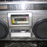 Касетофон Hitachi, снимка 1 - Аудиосистеми - 41065528