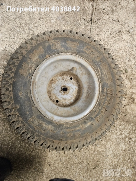 гуми за тракторна косачка , снимка 1