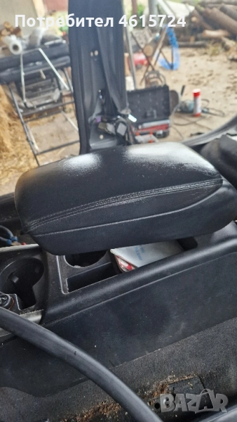 Подлакътник Audi A6 4F , снимка 1