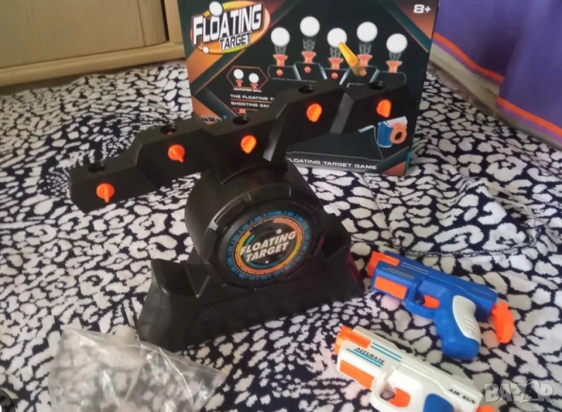 Игра с пистолети и плаващи мишени, снимка 1