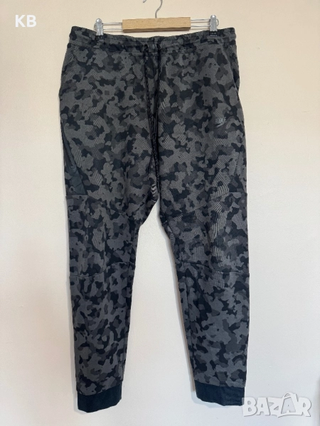 Nike Sportswear Tech Fleece Jogger Pants Camo., снимка 1