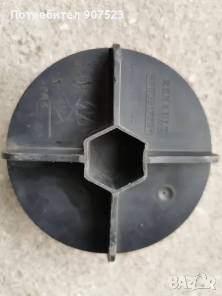 Винт за захващане на резервната гума за Рено, снимка 1