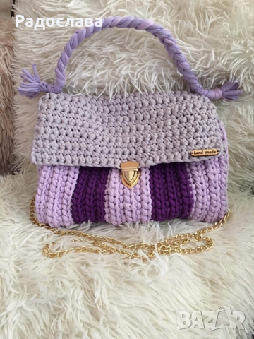 Ръчно плетени чанти на една кука, снимка 4 - Чанти - 44775016