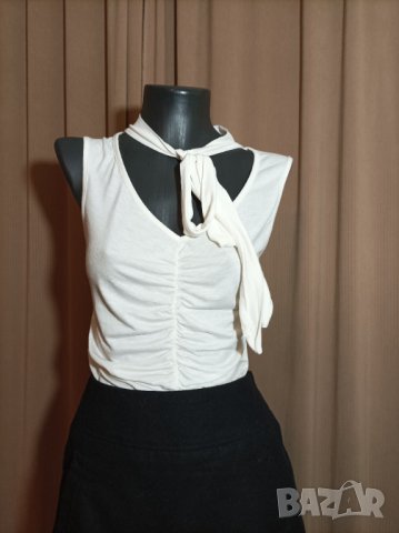 Дамски топ бял, снимка 2 - Корсети, бюстиета, топове - 40592302