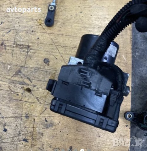 Chrysler voyager 2004година 2.5d ABS, снимка 5 - Части - 40618084