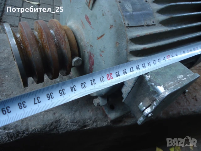 Трифазен ел. мотор 3KW - 1400 об/м., снимка 4 - Електродвигатели - 51232073