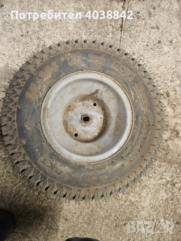 гуми за тракторна косачка , снимка 1