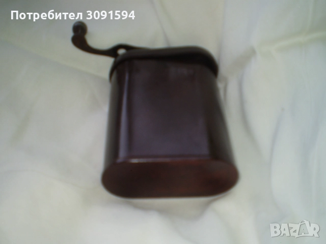 бакелит мелница за кафе - Tramp втора световна война, снимка 8 - Антикварни и старинни предмети - 51877832