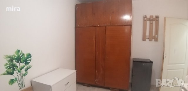 обзаведена стая Редута след основен ремонт с чисто нови мебели , снимка 4 - Стаи под наем - 44388147