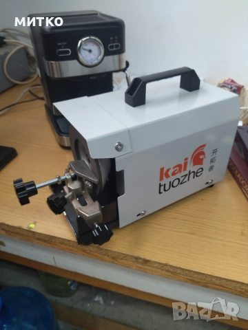 Машина за острене на ножици , снимка 4 - Шевни машини - 52905243