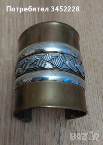 гривни метални за ценители два броя , снимка 2 - Гривни - 53214091