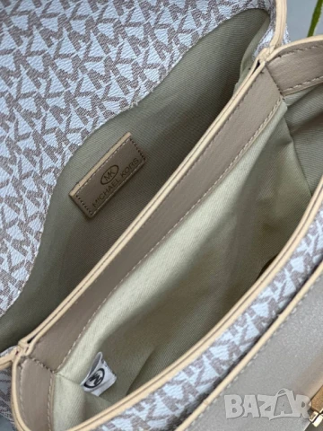 чанти michael kors , снимка 13 - Чанти - 51293846