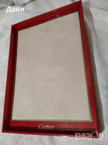 Cartier® Official Подложка / дисплей/ стойка за презентация на Cartier, снимка 2 - Друго търговско оборудване - 36268037