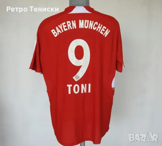 Тениска на Байерн Мюнхен • домакински екип • Luca Toni #9 • adidas • червено • размер L • сезон