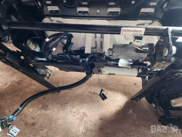 кожен салон ауди а6, снимка 5 - Части - 49961939