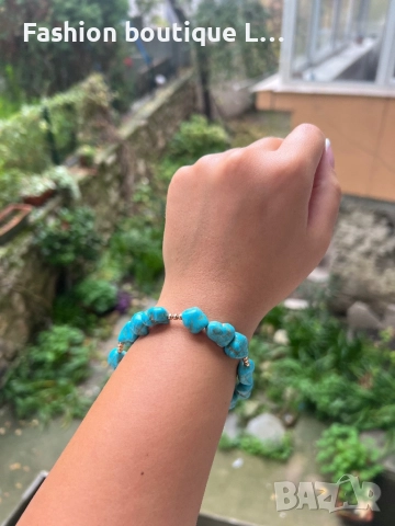 Гривна за крак или ръка с тюркоазени камъчета и златни топченца мъниста 🩵, снимка 2 - Гривни - 52376546