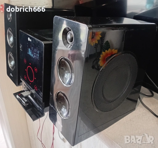 Аудио уредба LG USB CD FM Aux с тонколони диск флашка аукс радио, снимка 3 - Аудиосистеми - 53655806