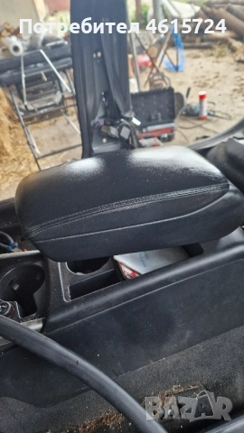 Подлакътник Audi A6 4F 