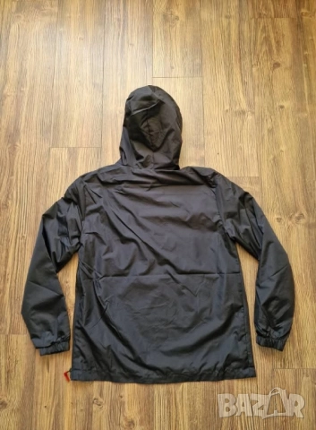 Страхотна мъжка ветровка яке HUGO BOSS размер L XL , снимка 5 - Якета - 51462026