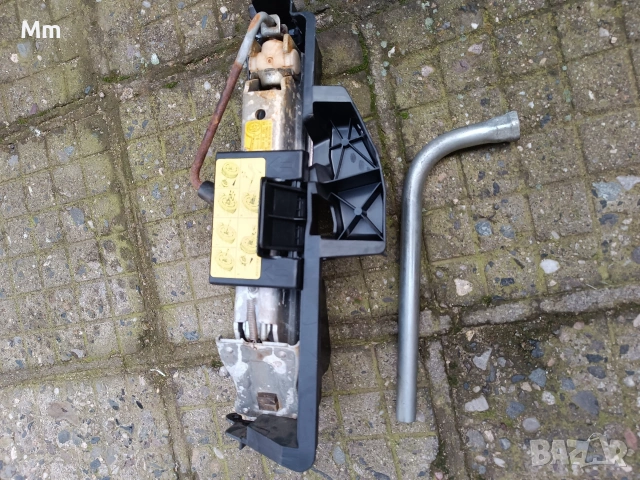 крик от Ауди а6 ц6