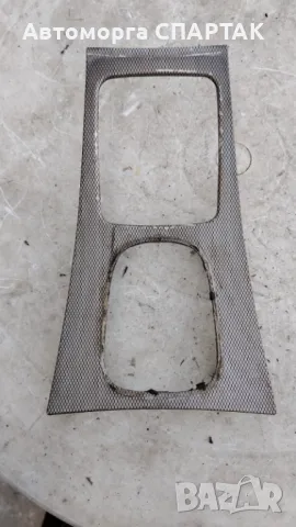 Централна конзола за Mercedes-Benz C-Class Sedan (W203) (05.2000 - 08.2007)