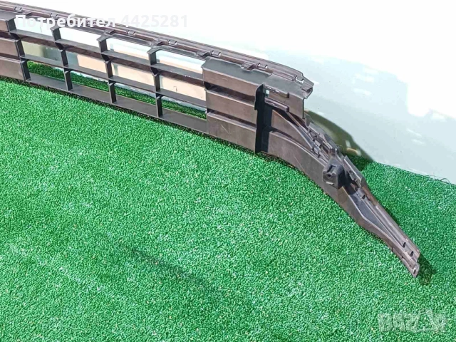 решетка в предна броня VW Passat 8.5 mod 2019-2024 г. #1024., снимка 5 - Части - 51642593