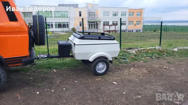 Джанти с гуми за полско ремарке/каравана Niewiadow