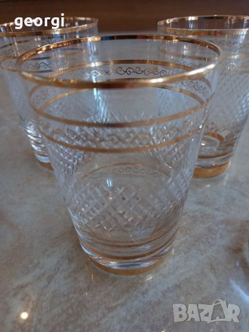 Пет стъклени тънкостенни чаши с релеф и позлата , снимка 7 - Чаши - 39038360
