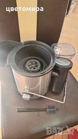 Сокоизстисквачка в отлично състояние, снимка 2 - Сокоизстисквачки и цитрус преси - 53618826