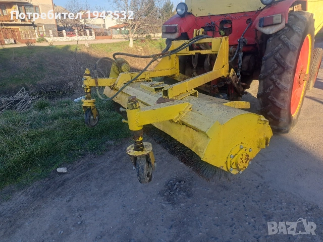 Продавам индустриална четка 