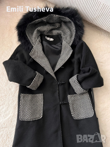 Дамско палто в черно и сиво с пух на качулката, снимка 5 - Палта, манта - 53309467
