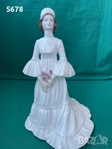 Порцеланова статуетка ,,Coalport”