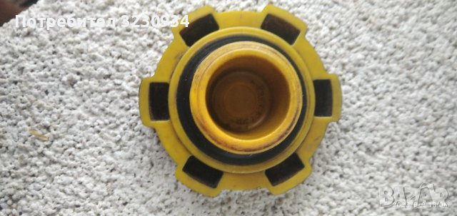 Продавам капачка за масло., снимка 7 - Автомобили и джипове - 41458775