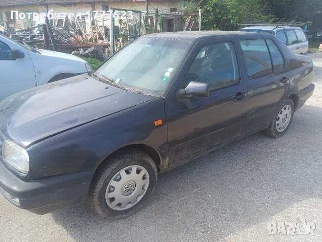 VW Венто 1.8 газ.На части., снимка 3 - Автомобили и джипове - 49770532