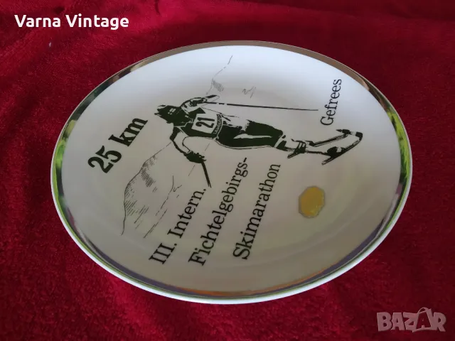 Колекционерска порцеланова чиния Ски маратон Fichtelgebirge 25 км. Wertarbeit Meier Kachel Германия, снимка 3 - Колекции - 49900901