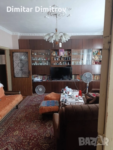 Продавам многостаен апартамент в центъра на град Търговище , снимка 13 - Апартаменти - 51791572