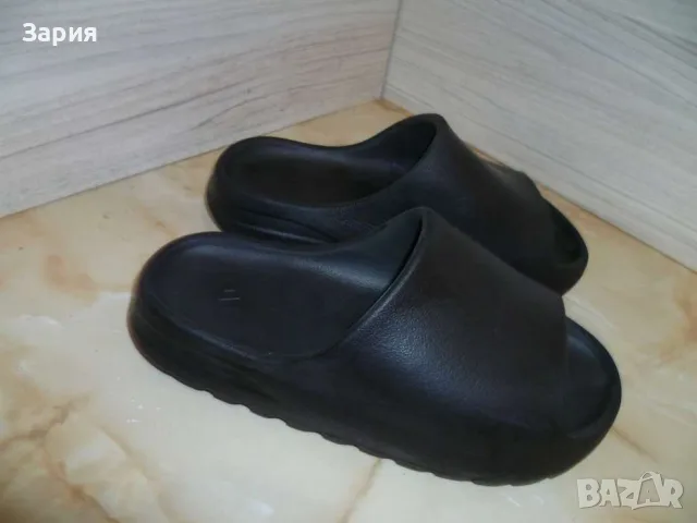 ADIDAS Yeezy чехли №39, снимка 9 - Чехли - 56363621