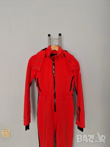 Страхотен ски гащеризон ASOS размер 40, снимка 13 - Зимни спортове - 52828329