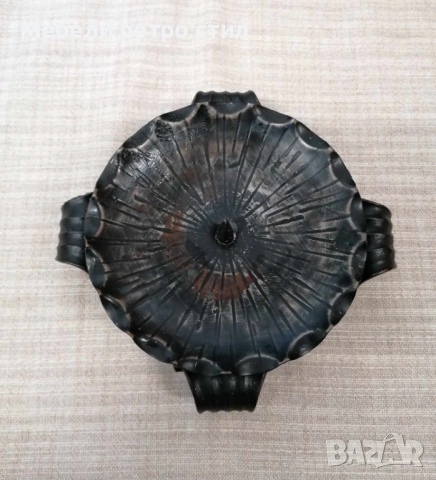 Винтидж свещник от ковано желязо с декоративни извити елементи. Подходящ за интериор., снимка 3 - Антикварни и старинни предмети - 53785130